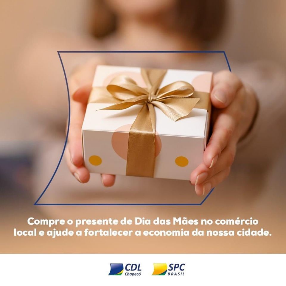MB Comunicao Empresarial e Organizacional - CDL Chapec incentiva compras no comrcio local.