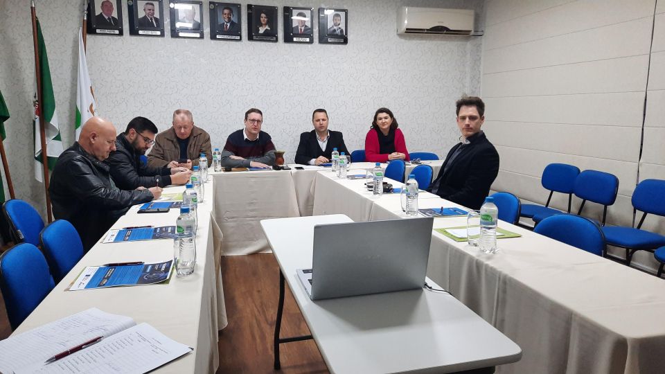 MB Comunicao Empresarial e Organizacional -