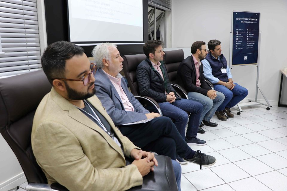 MB Comunicao Empresarial e Organizacional -
