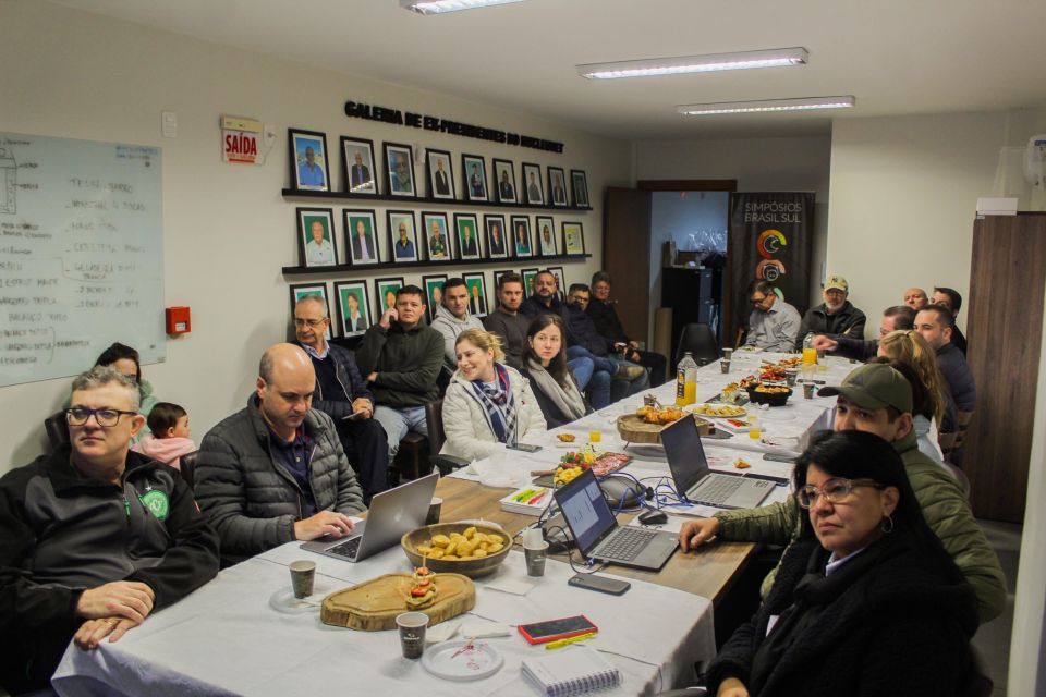 MB Comunicao Empresarial e Organizacional -