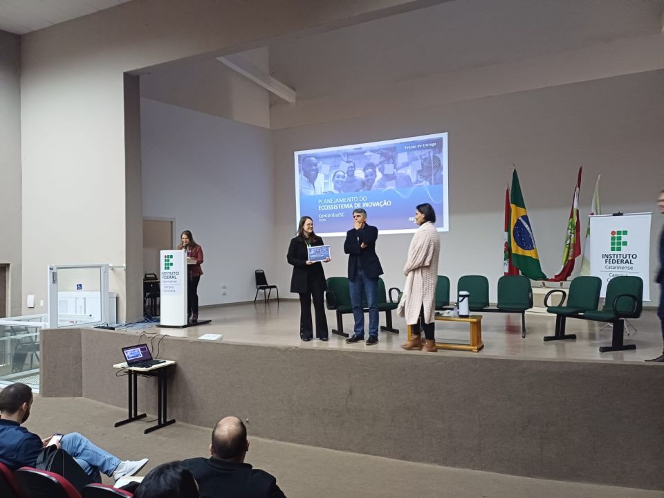 MB Comunicao Empresarial e Organizacional -