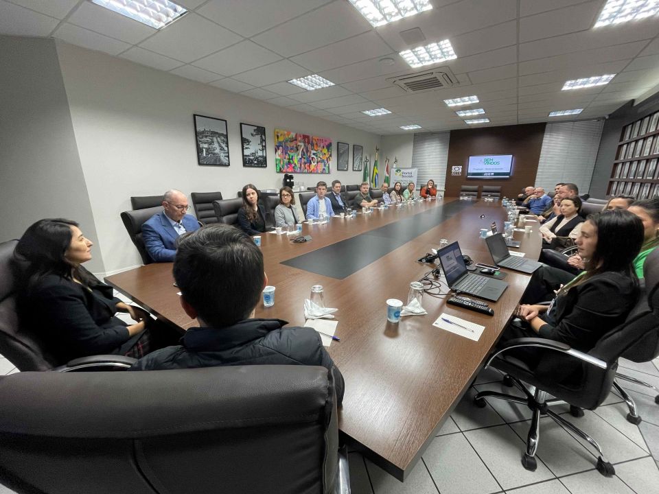 MB Comunicao Empresarial e Organizacional -