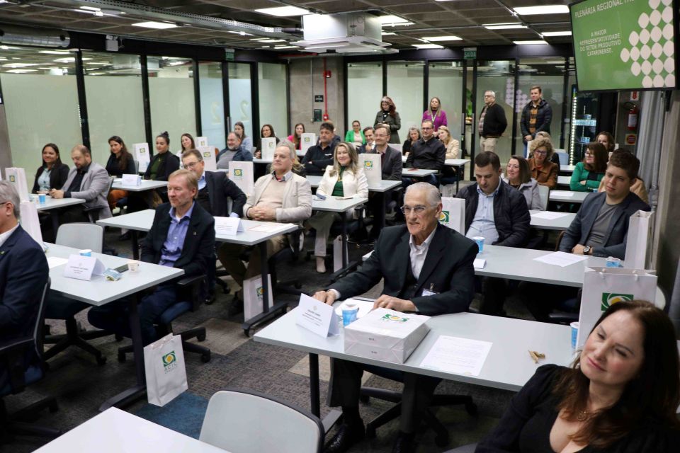 MB Comunicao Empresarial e Organizacional -