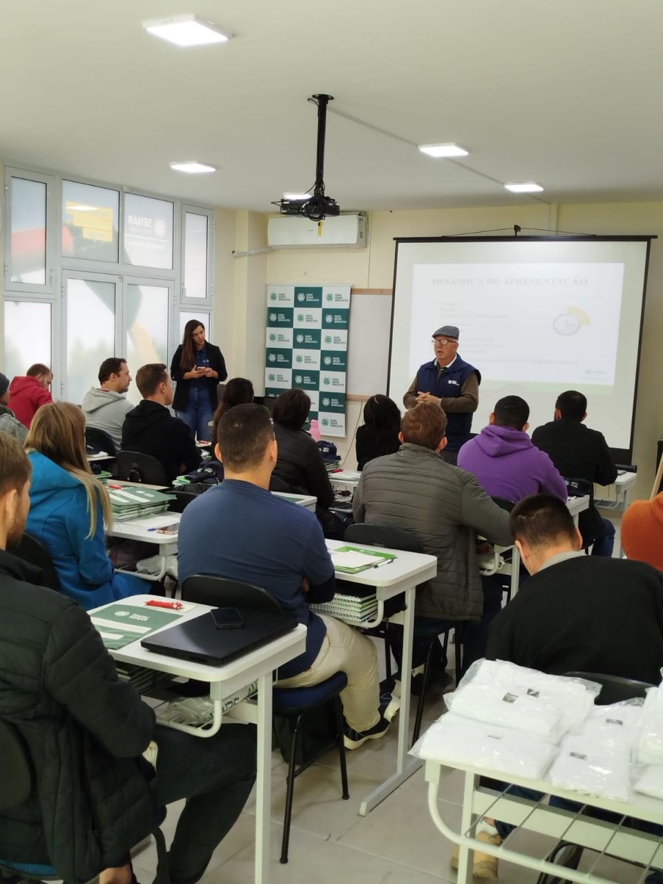 MB Comunicao Empresarial e Organizacional -