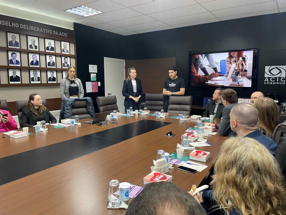 MB Comunicao Empresarial e Organizacional -