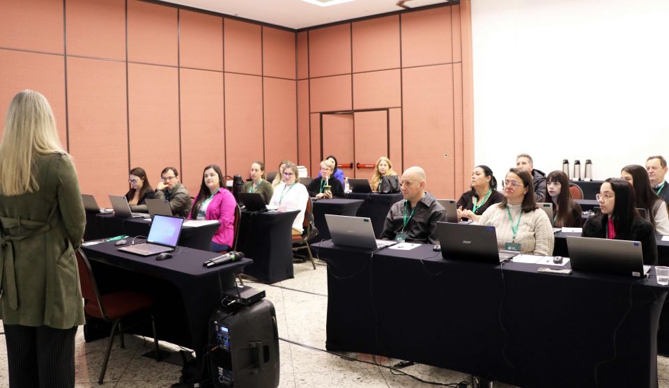 MB Comunicao Empresarial e Organizacional -