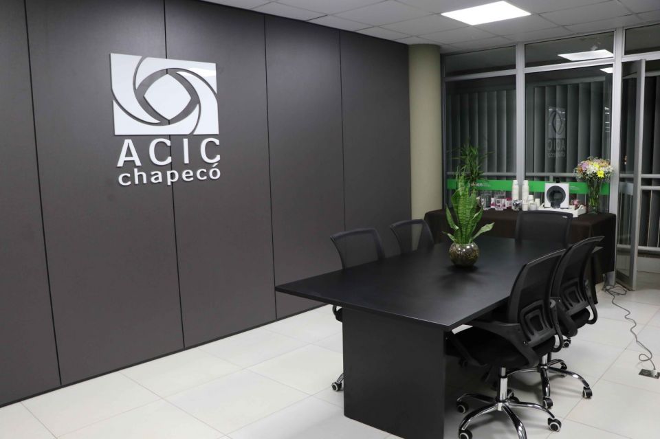 MB Comunicao Empresarial e Organizacional -