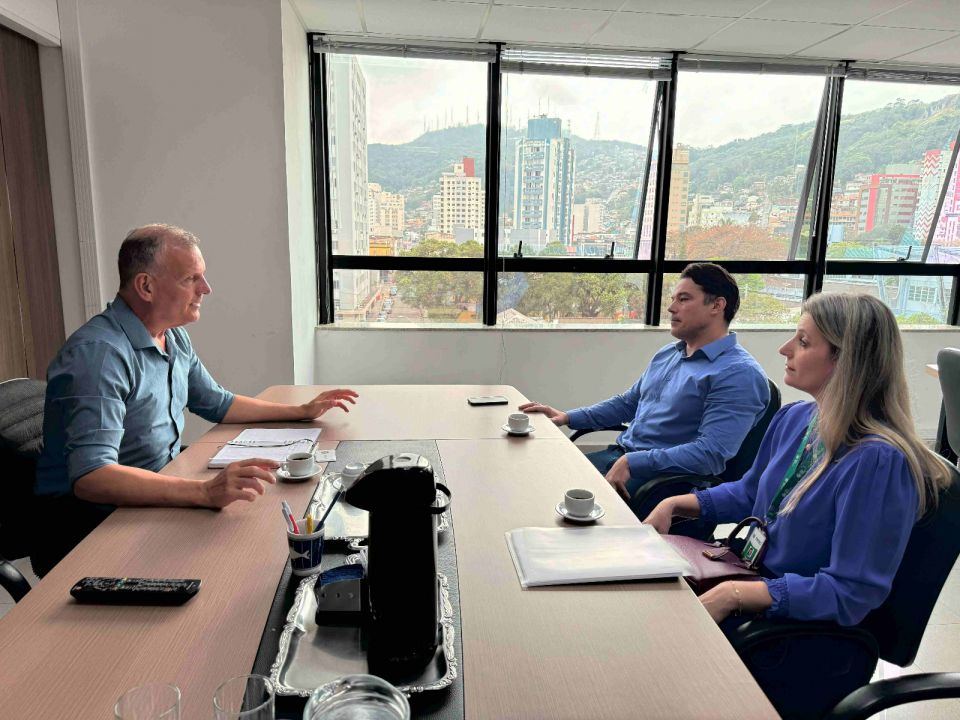 MB Comunicao Empresarial e Organizacional -