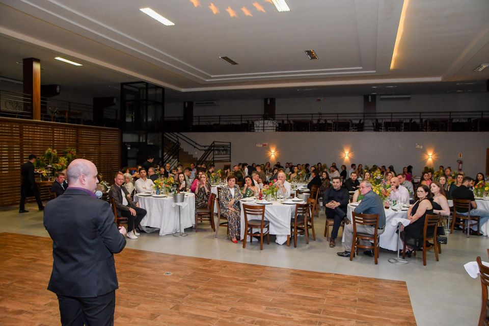 MB Comunicao Empresarial e Organizacional -