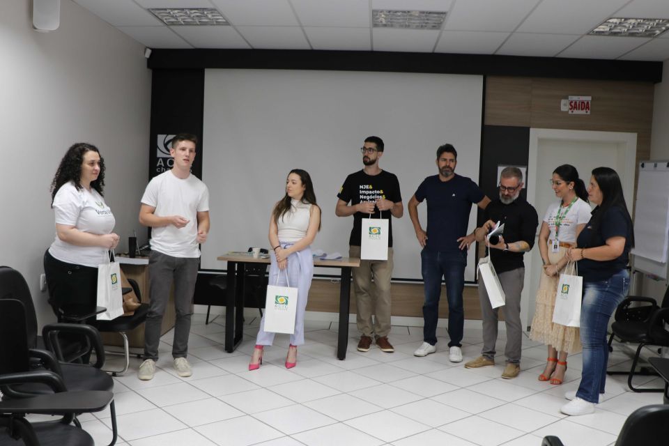 MB Comunicao Empresarial e Organizacional -