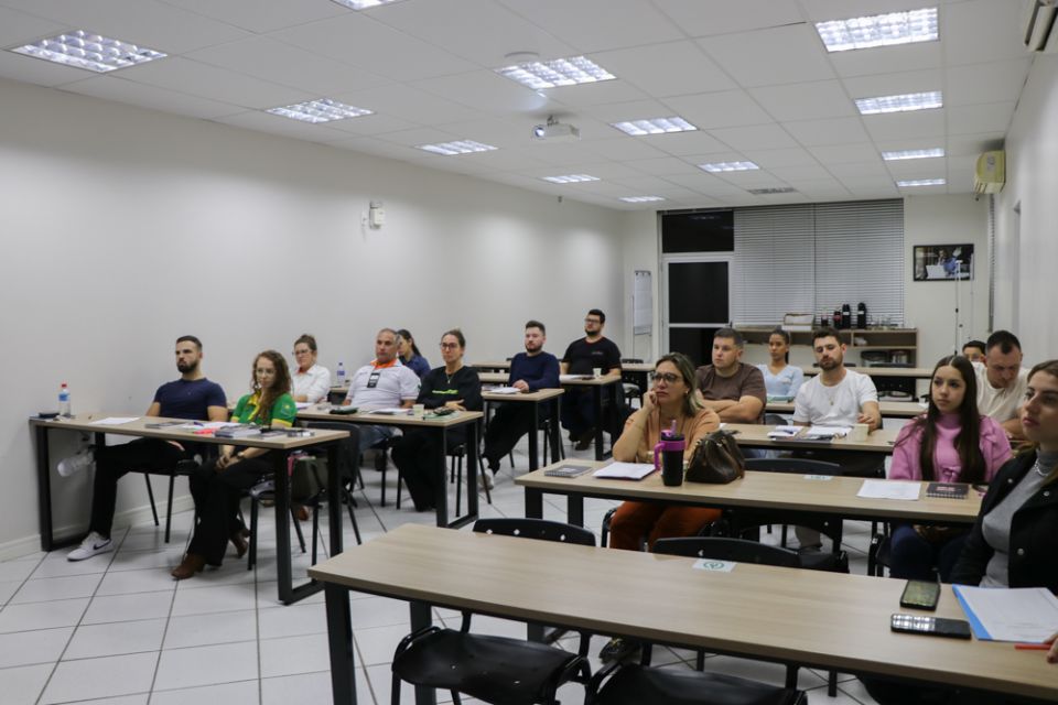 MB Comunicao Empresarial e Organizacional -