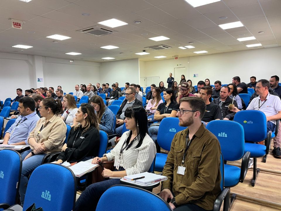 MB Comunicao Empresarial e Organizacional -
