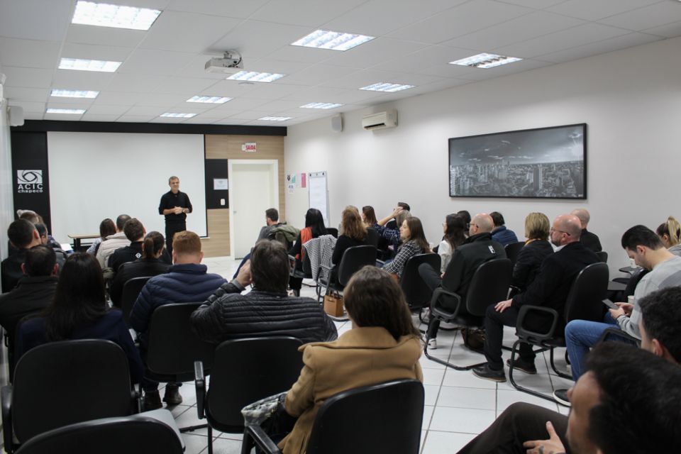 MB Comunicao Empresarial e Organizacional -