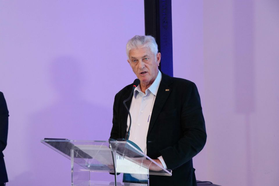 MB Comunicao Empresarial e Organizacional -