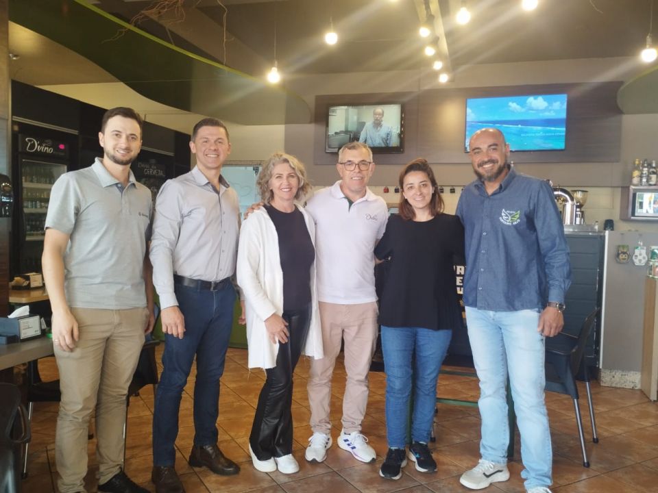 MB Comunicao Empresarial e Organizacional -