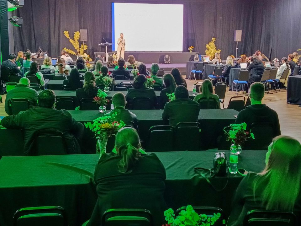 MB Comunicao Empresarial e Organizacional -