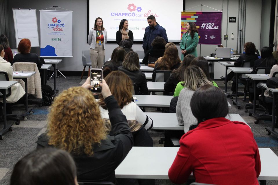 MB Comunicao Empresarial e Organizacional -