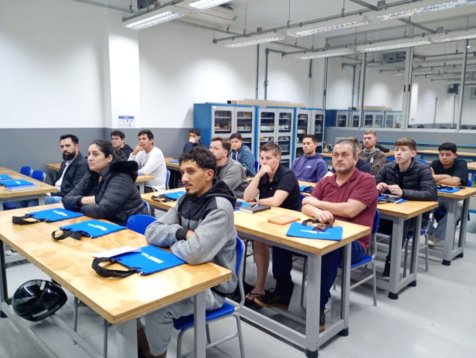 MB Comunicao Empresarial e Organizacional -