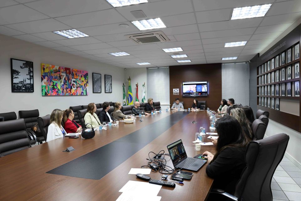 MB Comunicao Empresarial e Organizacional -