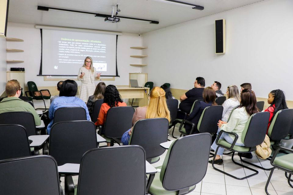 MB Comunicao Empresarial e Organizacional -