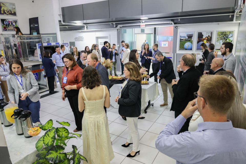 MB Comunicao Empresarial e Organizacional - 