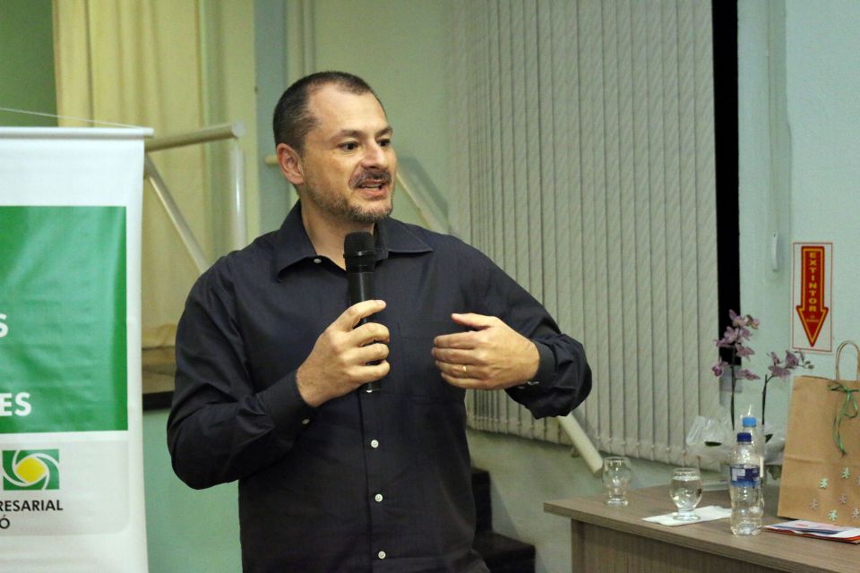 MB Comunicao Empresarial e Organizacional - 