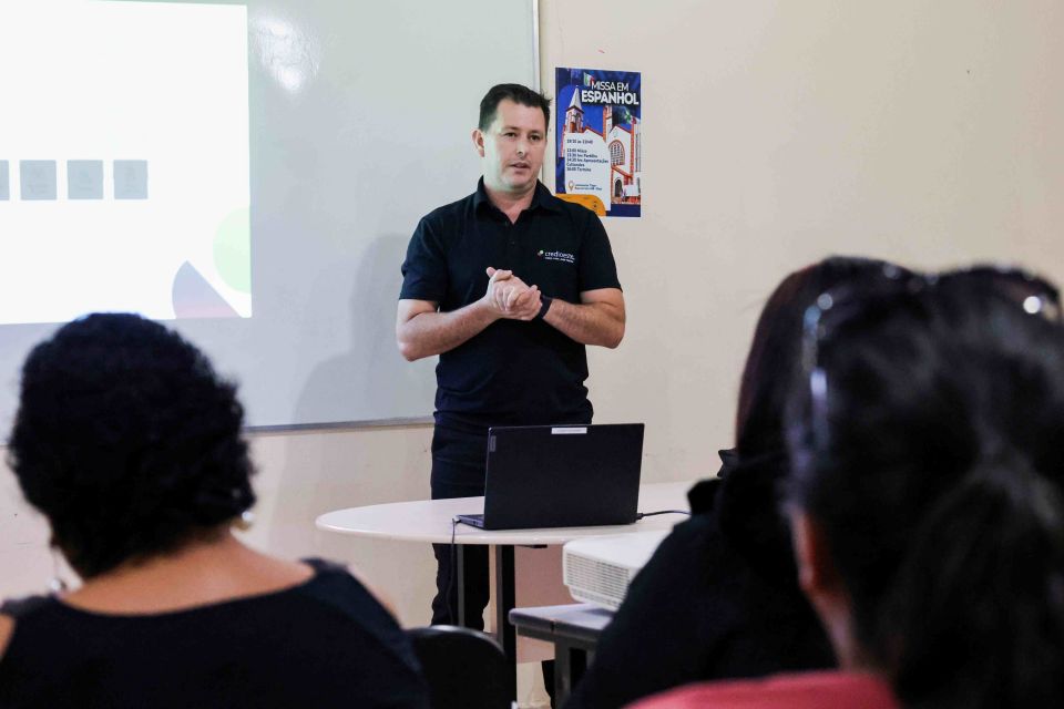 MB Comunicao Empresarial e Organizacional - 