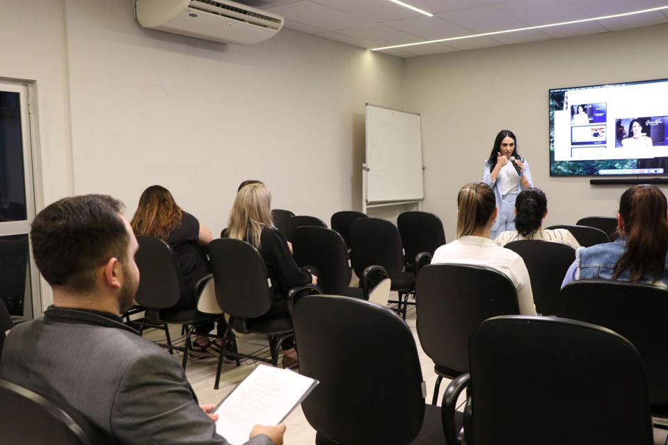 MB Comunicao Empresarial e Organizacional -