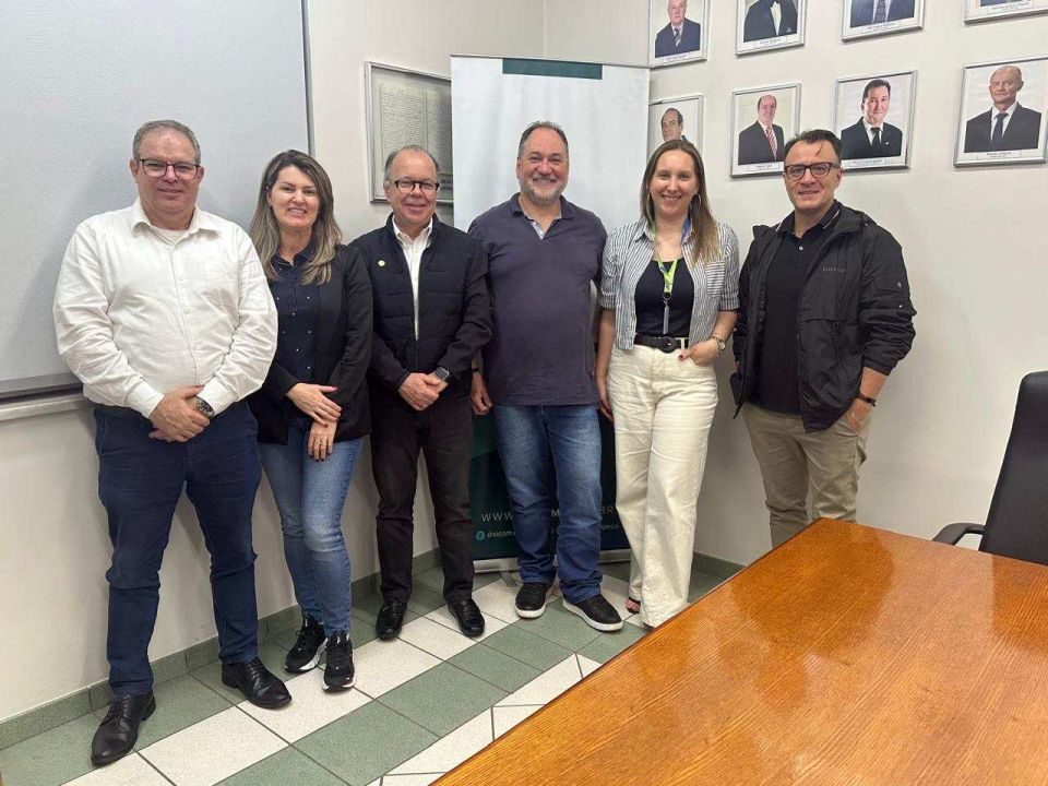 MB Comunicao Empresarial e Organizacional - 