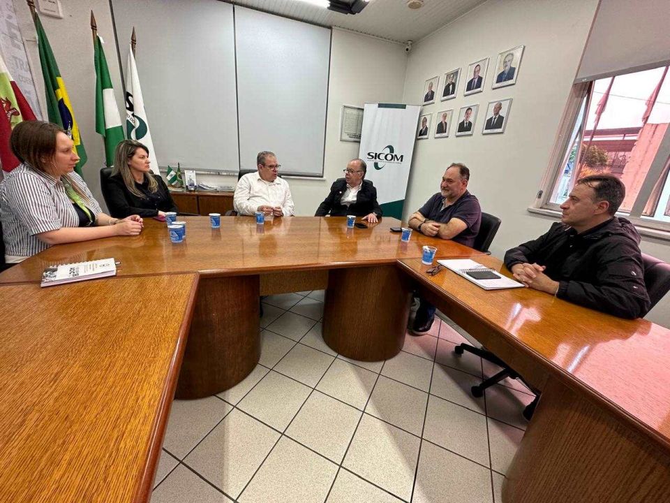 MB Comunicao Empresarial e Organizacional - 