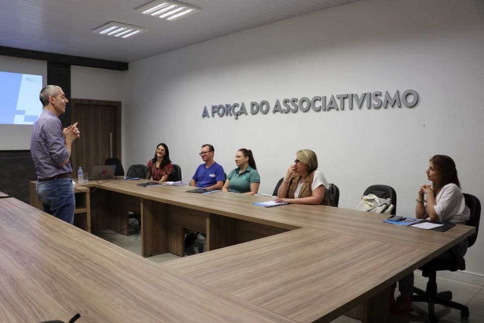 MB Comunicao Empresarial e Organizacional - 