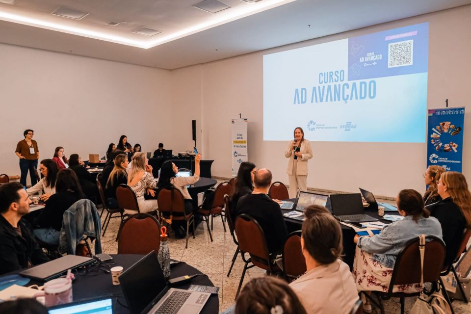 MB Comunicao Empresarial e Organizacional - 