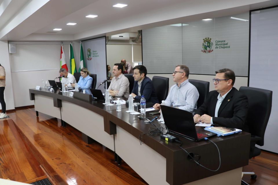 MB Comunicao Empresarial e Organizacional - 