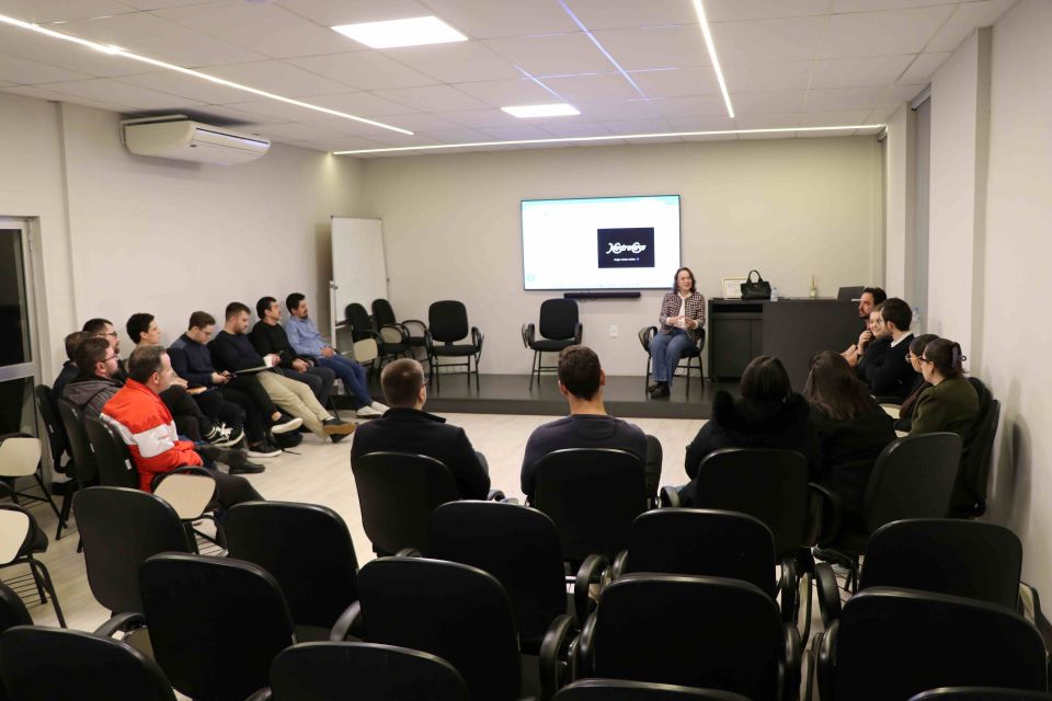 MB Comunicao Empresarial e Organizacional - 