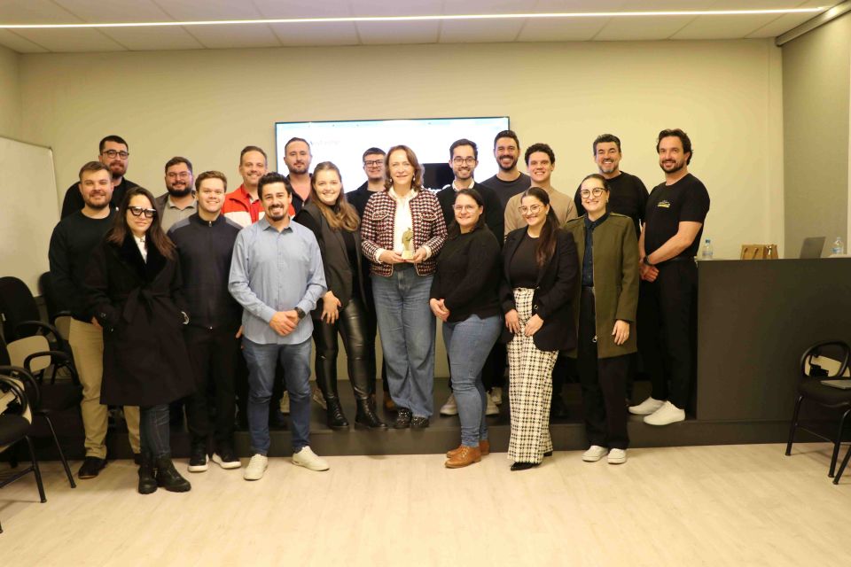 MB Comunicao Empresarial e Organizacional - 