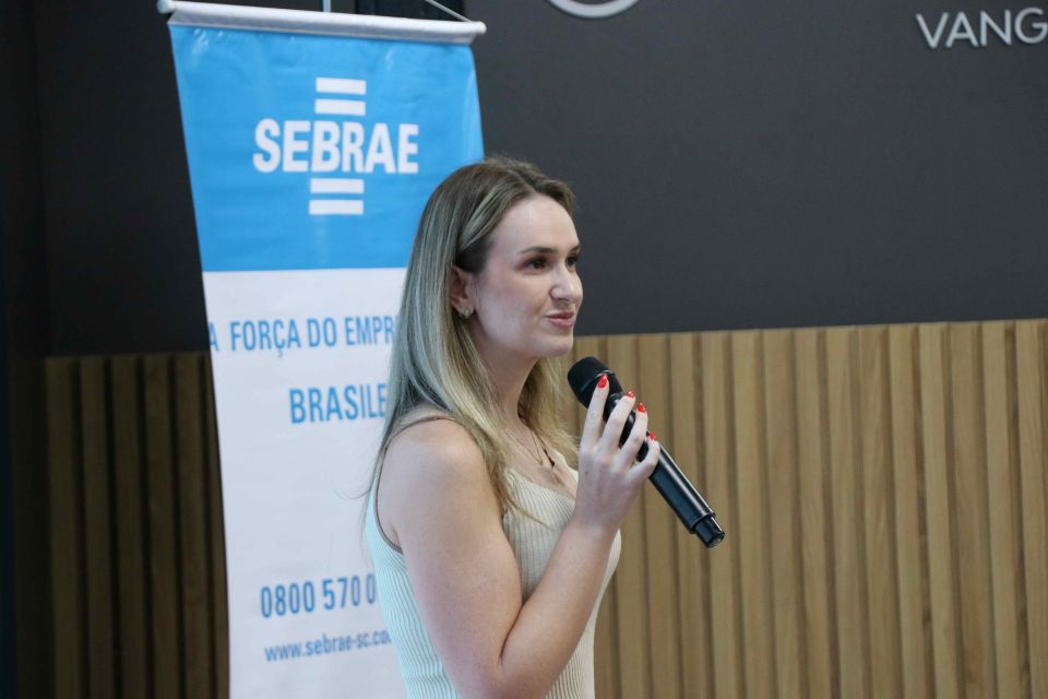 MB Comunicao Empresarial e Organizacional - 