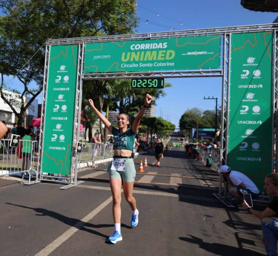 MB Comunicao Empresarial e Organizacional - 