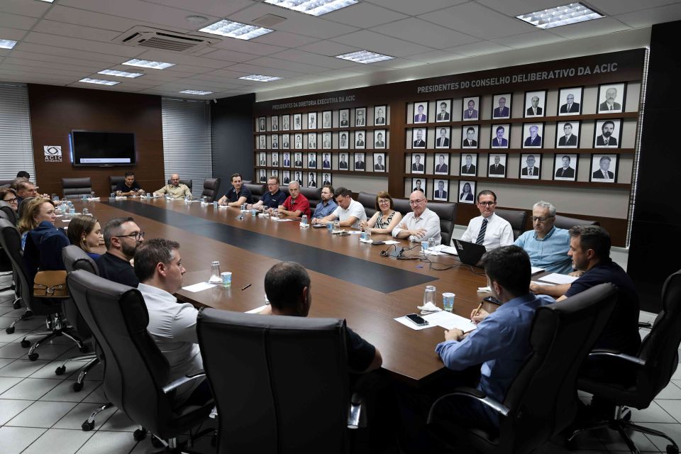 MB Comunicao Empresarial e Organizacional - 