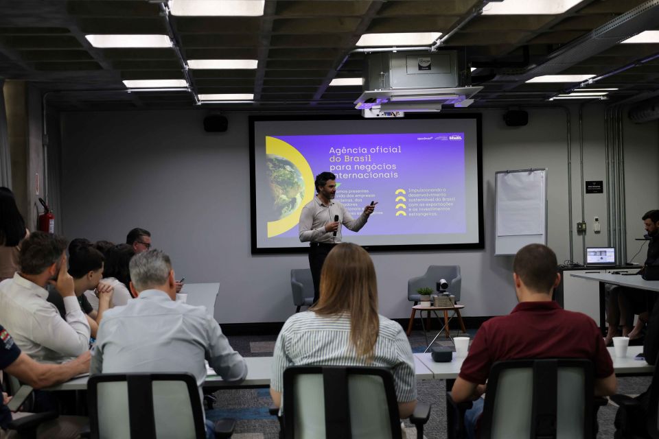 MB Comunicao Empresarial e Organizacional - 