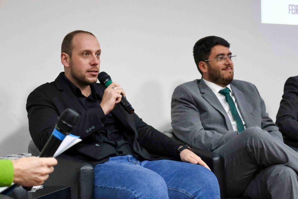 MB Comunica��o Empresarial e Organizacional - 