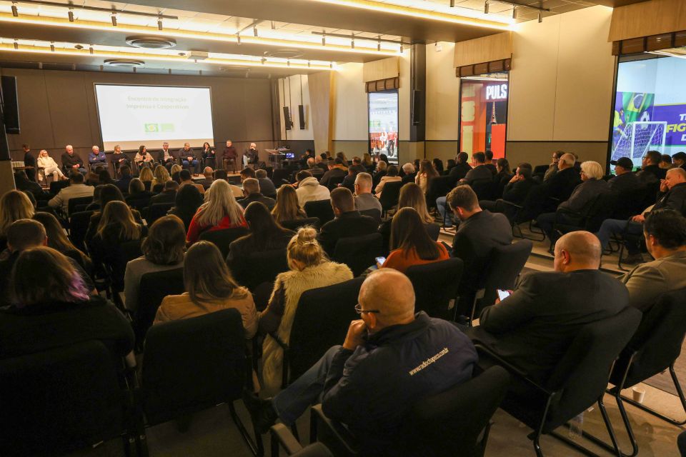 MB Comunica��o Empresarial e Organizacional - 