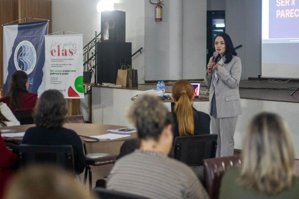 MB Comunica��o Empresarial e Organizacional - 