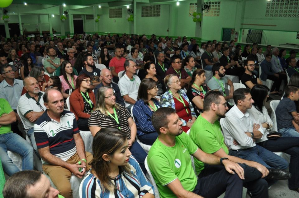 MB Comunicao Empresarial e Organizacional - Assembleia do Sicredi realizada no bairro Efapi