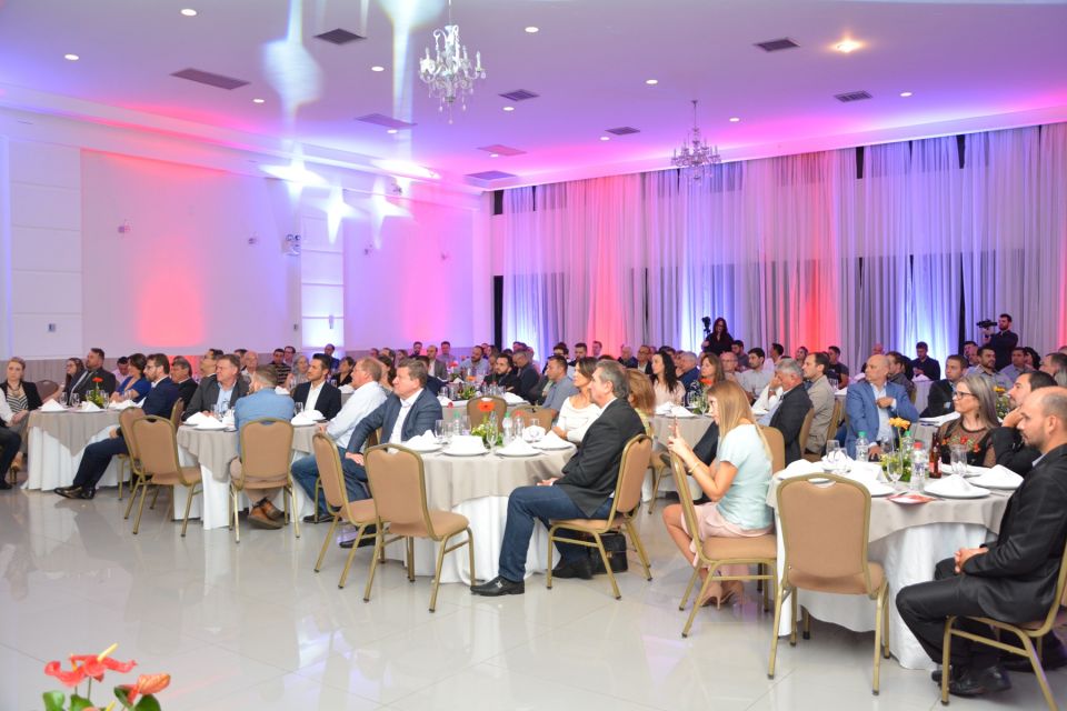 MB Comunicao Empresarial e Organizacional - 