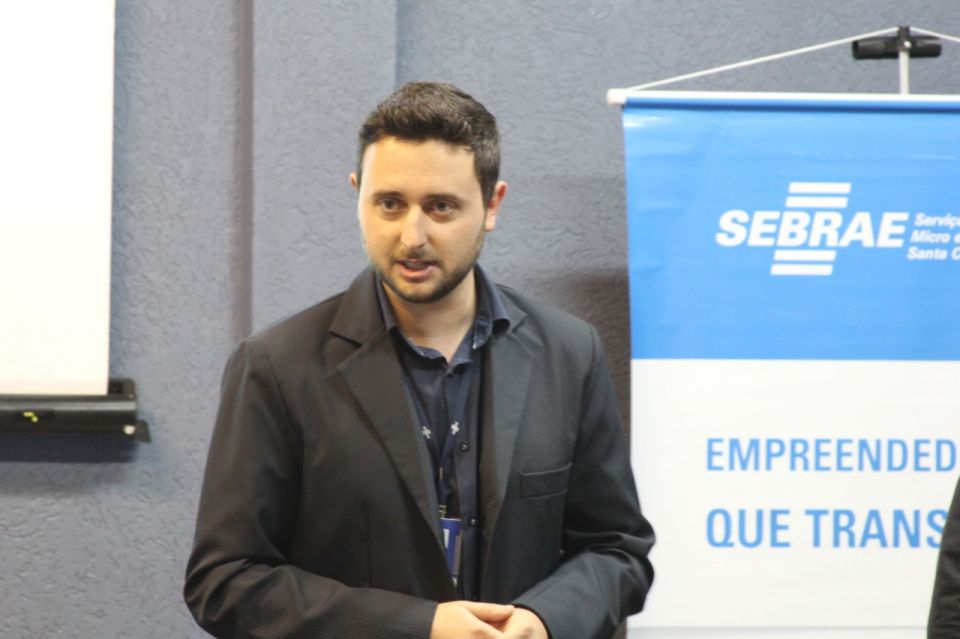 MB Comunicao Empresarial e Organizacional - 