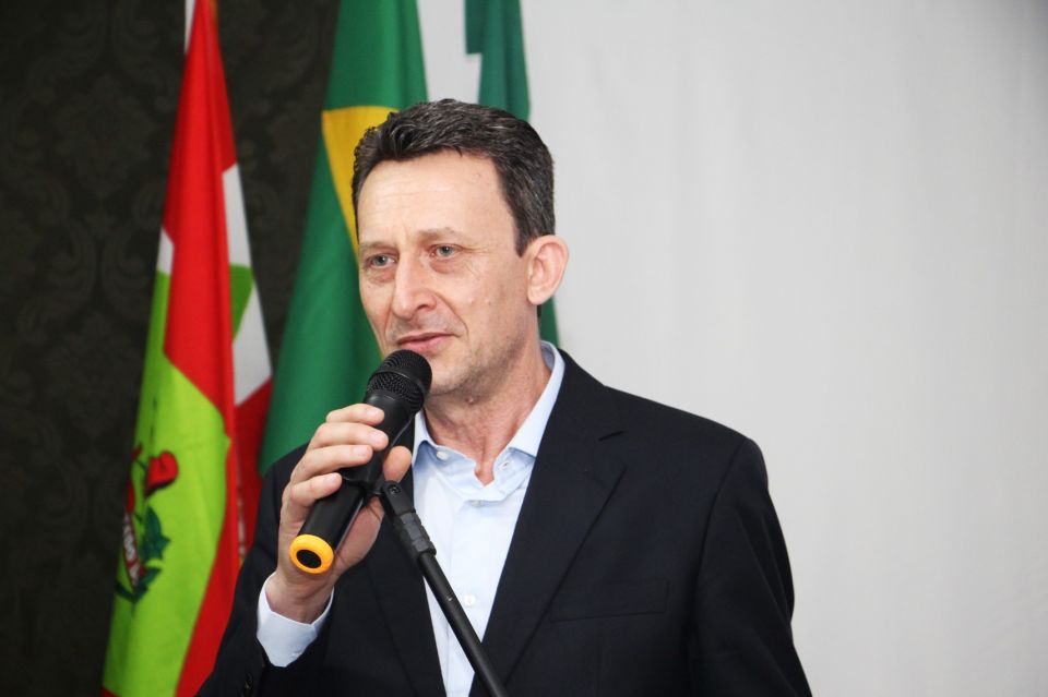MB Comunicao Empresarial e Organizacional - 