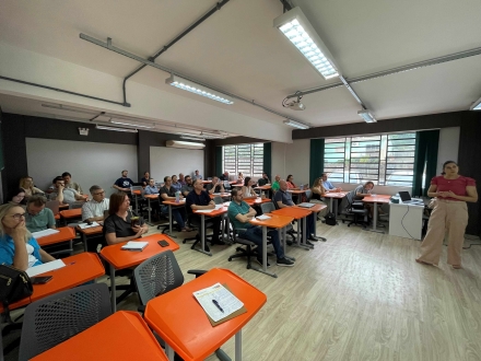 MB Comunicao Empresarial e Organizacional -