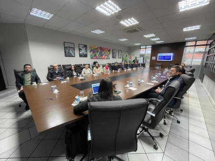 MB Comunicao Empresarial e Organizacional -