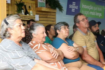 MB Comunica��o Empresarial e Organizacional - P�blico acompanha atento �s reflex�es sobre inova��o, tecnologia e sustentabilidade no agroneg�cio. (Foto: Bruna Roman/MB Comunica��o)