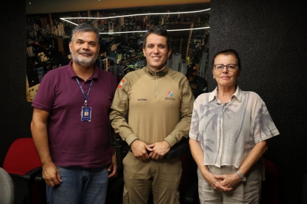 MB Comunica��o Empresarial e Organizacional - Dirigentes da CDL durante visita ao Batalh�o da PM (Keli Magri/MB)